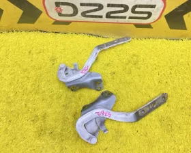 Петля капота Mercedes-Benz