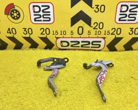 Петля капота Toyota