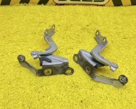 Петля капота Toyota