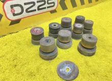 Подушка кузова TOYOTA LAND CRUISER PRADO 1994 5220225020 KZJ78W 1KZTE, передняя