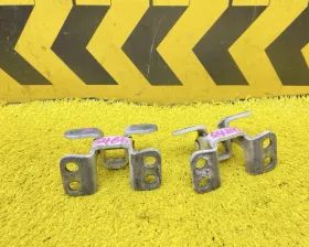 Петли двери багажника Toyota
