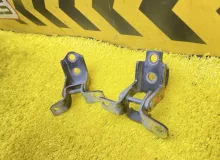 Петля дверная MAZDA CX-30 2019- BCJH59210 DM8P S8DPTS, передняя левая