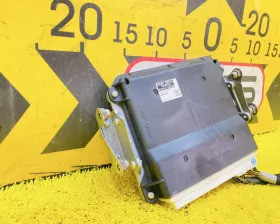 Блок управления двс Toyota