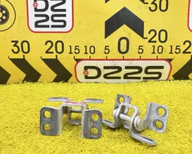 Петли двери багажника Toyota