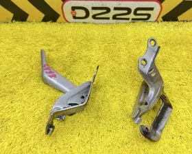 Петля капота Toyota