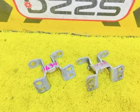 Петли двери багажника Toyota