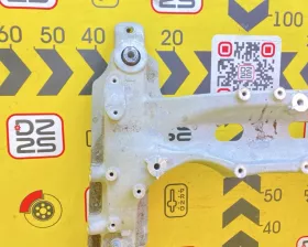 Балка под двс Honda