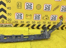 Планка под фары TOYOTA TUNDRA 2007/Цвет 202 525060C050 USK51L 3URFE, передняя