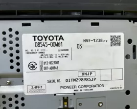 Магнитофон TOYOTA