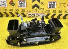 Магнитофон TOYOTA CROWN 2014 8611130B71 AWS210 2ARFSE, передний