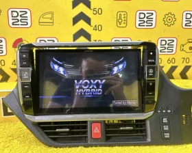 Магнитофон Toyota