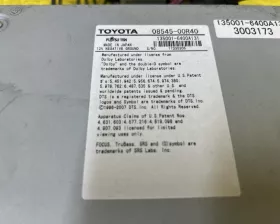 Магнитофон TOYOTA