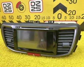 Магнитофон Honda