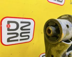 Задняя балка Toyota