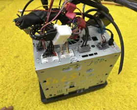 Магнитофон Mitsubishi