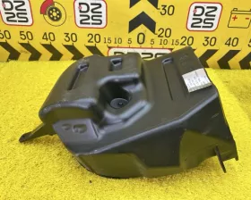 Сабвуфер Mitsubishi