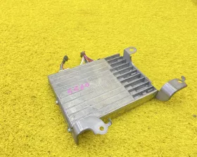 Усилитель магнитофона Toyota