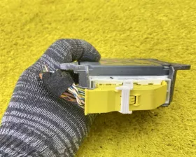 Блок управления airbag Land Rover