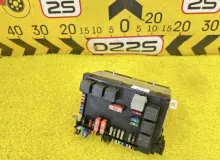 Блок предохранителей Mercedes-Benz S-CLASS 2007 A2215403250 WDD221 M273E55|273961|273.961, передний
