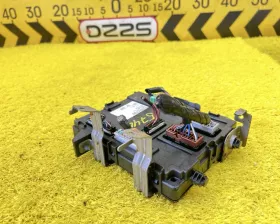 Блок предохранителей Nissan