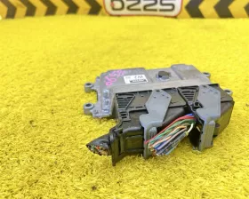 Блок управления двс Nissan