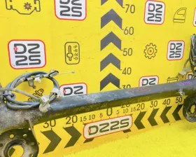 Задняя балка Toyota