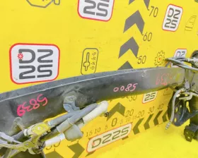 Задняя балка Toyota