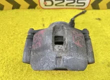 Суппорт TOYOTA HIACE 2006 4773026122 KDH205V 2KDFTV, передний правый