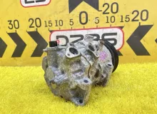 Компрессор кондиционера TOYOTA ESQUIRE 2015 8831028652 ZRR85G 3ZRFAE, передний
