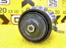 Компрессор кондиционера TOYOTA ESQUIRE 2015 8831028652 ZRR85G 3ZRFAE, передний