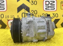Компрессор кондиционера TOYOTA ESQUIRE 2015 8831028652 ZRR85G 3ZRFAE, передний