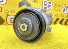 Компрессор кондиционера TOYOTA ESQUIRE 2015 8831028652 ZRR85G 3ZRFAE, передний
