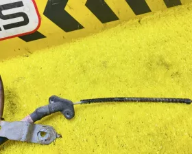 Тросик ручника Toyota