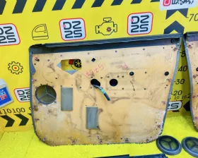 Обшивка дверей Toyota