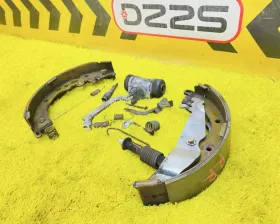 Механизм стояночного тормоза Toyota