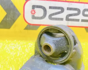 Подушка коробки передач Toyota