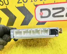 Блок управления двс Toyota