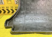 Коврик багажника TOYOTA LAND CRUISER 2003 UZJ100W 2UZFE, задний