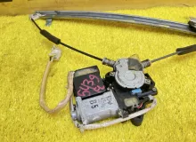 Стеклоподъемник MITSUBISHI PAJERO 1998/Цвет W09A69 MR393527 V25W 6G74, передний левый