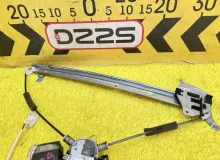 Стеклоподъемник MITSUBISHI PAJERO 1998/Цвет W09A69 MR393527 V25W 6G74, передний левый