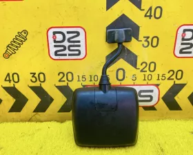Зеркало с пятой двери Nissan