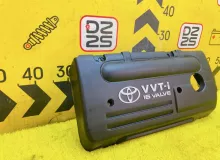 Пластиковая крышка на двс TOYOTA WISH 2007/Цвет 1F7 1121222150 ZNE10G 1ZZFE, передняя