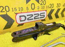 Поддомкратник/ домкрат TOYOTA ESQUIRE 2015 0911128230 ZRR85G 3ZRFAE, задний
