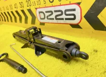 Поддомкратник/ домкрат TOYOTA NOAH 2014 0911128230 ZWR80G 2ZRFXE, задний