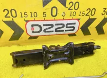 Поддомкратник/ домкрат TOYOTA NOAH 2014 0911128230 ZWR80G 2ZRFXE, задний