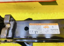 Поддомкратник/ домкрат TOYOTA VOXY 2014 0911128230 ZWR80G 2ZRFXE, задний