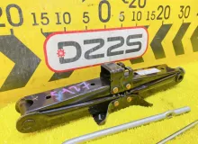 Поддомкратник/ домкрат TOYOTA ESQUIRE 2015 0911128230 ZWR80G 2ZRFXE, задний