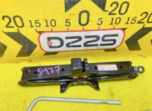 Поддомкратник/ домкрат TOYOTA ESQUIRE 2015 0911128230 ZWR80G 2ZRFXE, задний
