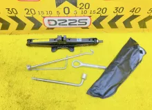Поддомкратник/ домкрат MAZDA CX-30 2019- DM8P S8DPTS, задний