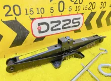 Поддомкратник/ домкрат MAZDA CX-30 2019- DM8P S8DPTS, задний